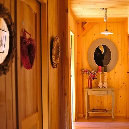Oda ve Kahvaltı Chambres D'hotes Chalet L'aigle Bleu