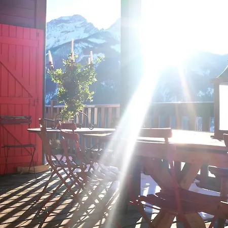 Chambres D'hotes Chalet L'aigle Bleu Oda ve Kahvaltı